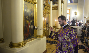All-Night Vigil by Rachmaninov is performed at the Moscow Church of ‘Joy to All the Afflicted’ Icon of the Mother of God