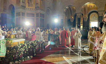Metropolitan of Volokolamsk Hilarion Attends the Funeral of His Holiness Irinej Patriarch of Serbia