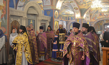 Rector, faculty and students of Theological Institute of Postgraduate Studies prayerfully celebrate 10th anniversary of its foundation