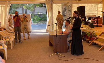 Metropolitan Hilarion of Volokolamsk meets with Russian military in Syria