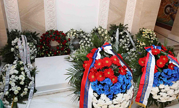 Metropolitan of Volokolamsk Hilarion Attends the Funeral of His Holiness Irinej Patriarch of Serbia