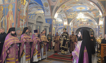 Rector, faculty and students of Theological Institute of Postgraduate Studies prayerfully celebrate 10th anniversary of its foundation