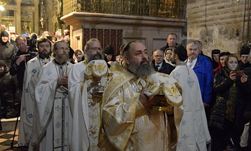 Metropolitan Hilarion of Volokolamsk celebrates Divine Liturgy at the Church of the Holy Sepulchre