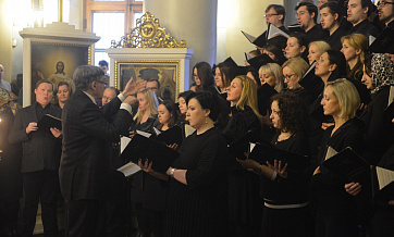 All-Night Vigil by Rachmaninov is performed at the Moscow Church of ‘Joy to All the Afflicted’ Icon of the Mother of God