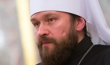 Metropolitan Hilarion greets the participants in the 3d International Christian Forum