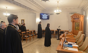 Metropolitan Hilarion chairs a meeting of the Inter-Council Presence commission on theology and theological education