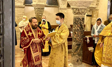 Metropolitan Hilarion celebrates Divine Liturgy on the relics of St. Nicholas the Wonderworker in Bari