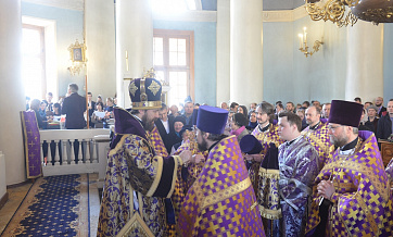 Patriarch Kirill congratulates Metropolitan Hilarion of Volokolamsk on the 10th anniversary of his service as DECR chairman