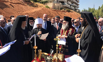 A church in the Russian style to be built in Lebanon