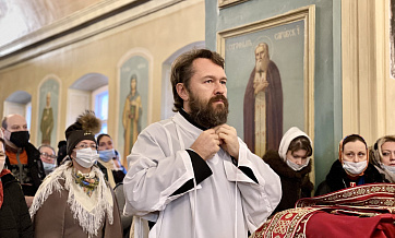 On commemoration day of St. Catherine, Metropolitan Hilarion of Volokolamsk officiated at the Church of St. Catherine the Great Martyr In-the-Fields the representation of the Orthodox Church in America