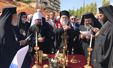 A church in the Russian style to be built in Lebanon