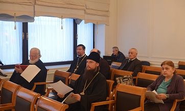 Metropolitan Hilarion chairs a meeting of the Inter-Council Presence commission on theology and theological education