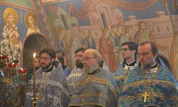 Metropolitan Hilarion gives his blessing to post-graduate students for new academic year and presents the first ever D.D. certificate recognized by the Russian state today